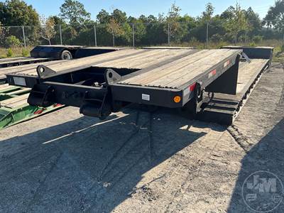 Fontaine Renegade LX40 Lowboy Trailer