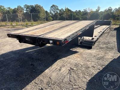 Talbert TDW-30SRG-T1 Lowboy Trailer