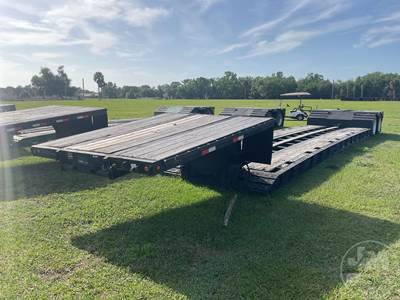 Talbert TDW-30SRG-T1 Lowboy Trailer