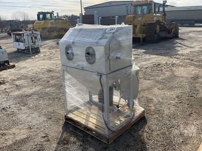 Sand Blasting Machine, Â SandING Blasting Machine