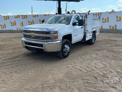 Chevrolet Silverado 3500HD Mechanic / Service Truck