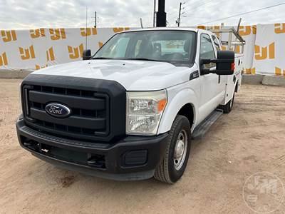 Ford F-250 Mechanic / Service Truck
