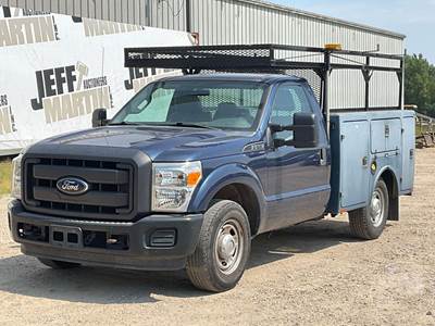 Ford F-250 Mechanic / Service Truck