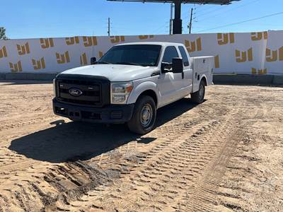 Ford F-250 XL Mechanic / Service Truck