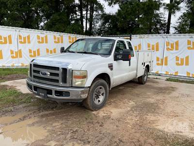 Ford F-250 XL Mechanic / Service Truck