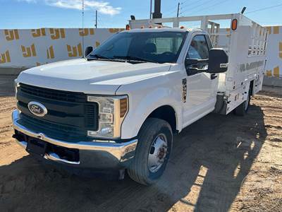 Ford F-350 Mechanic / Service Truck
