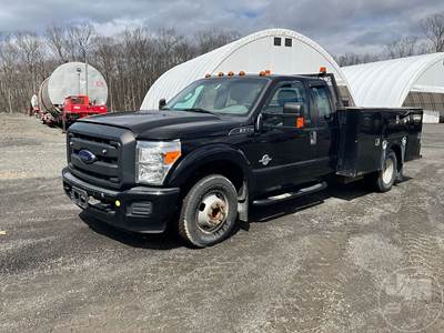 Ford F-350 Mechanic / Service Truck