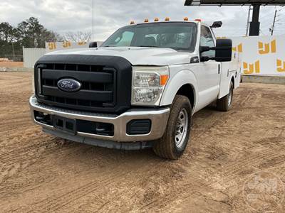 Ford F-350 XL Mechanic / Service Truck