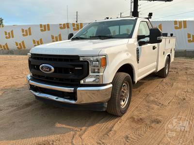 Ford F-350 XL Mechanic / Service Truck
