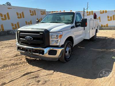 Ford F-350 XL Mechanic / Service Truck