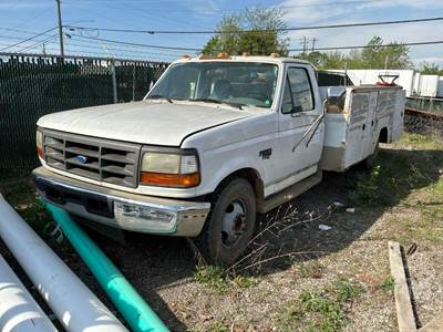 Ford F-350 XL Mechanic / Service Truck