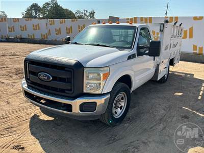 Ford F-350 XL Mechanic / Service Truck