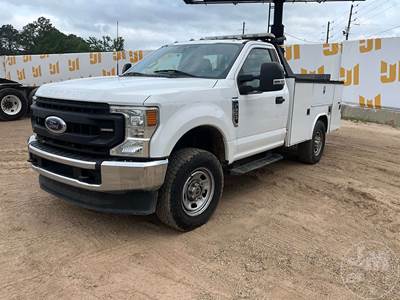 Ford F-350 XL CREW CAB Mechanic / Service Truck