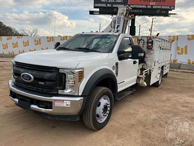 Ford F-550 XL Mechanic / Service Truck