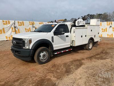 Ford F-550 XL Mechanic / Service Truck