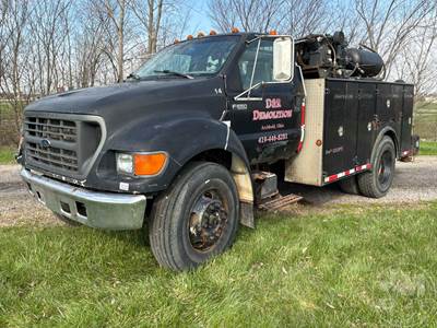 Ford F-650 Mechanic / Service Truck