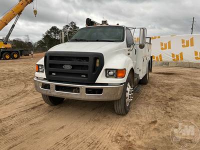 Ford F-750 Mechanic / Service Truck