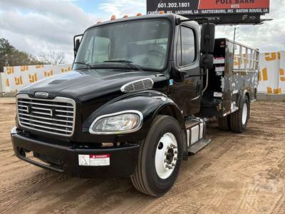 Freightliner M2 Mechanic / Service Truck