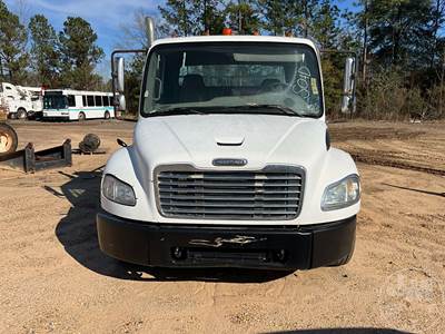 Freightliner M2 Mechanic / Service Truck