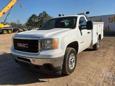 GMC Sierra Mechanic / Service Truck