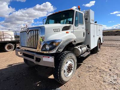 International 7300 SFA Mechanic / Service Truck