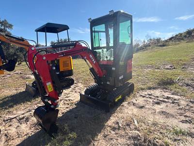 VA13C Mini Excavator