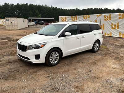 KIA SEDONA LX