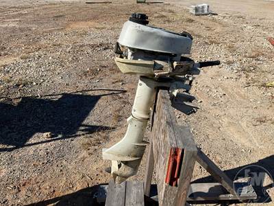 CHRYSLER OUTBOARD MOTOR