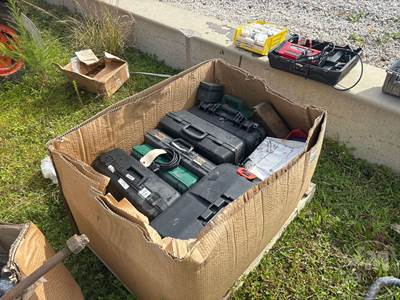 Pallet Of Misc Diagnostics Scanners, Â Pneumatic Hand Tools, Shop Light, Gages
