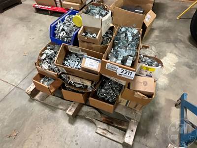 PALLET OF VARIOUS BRACKETS