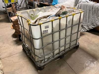 PLASTIC TOTE W/ TARPS & PACKING BLANKETS