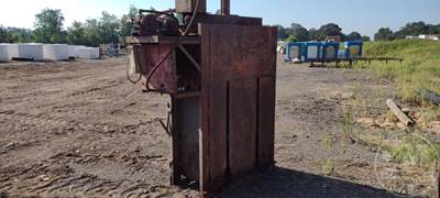 Cardboard Baler, Â Electric Over Hydraulic