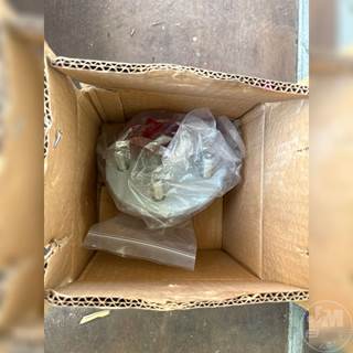 Hub, *** Located In Check Out Office CONTAInER ***