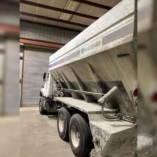 Mack Mixer / Ready Mix / Concrete Truck