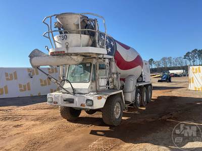 Oshkosh Mixer / Ready Mix / Concrete Truck