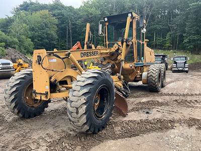 Dresser 850 Motor Grader