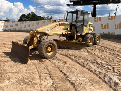 PSI MG618 Motor Grader