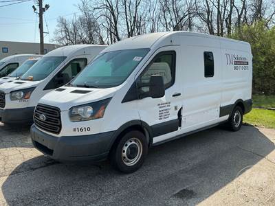 Ford Transit 350 Truck