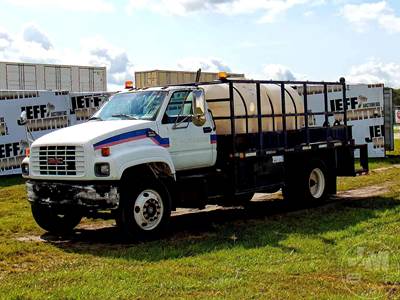 GMC 6500 Truck