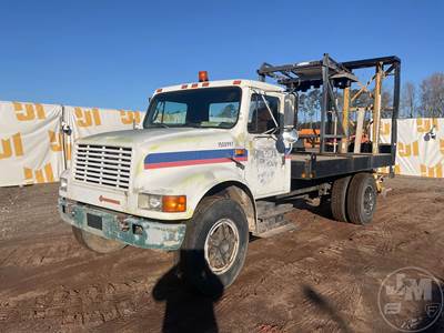 International 4700 Truck