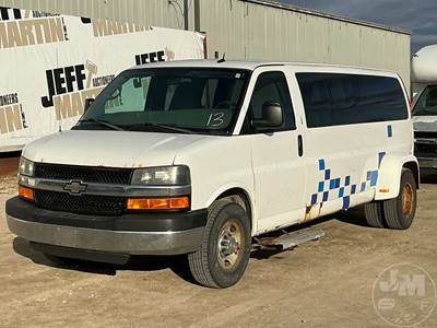 Chevrolet Express Passenger Van