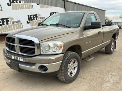 Dodge Ram 1500 SLT