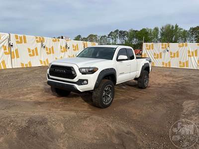Toyota Tacoma