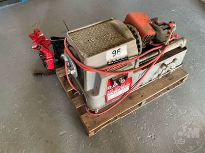 Ridgid 535 Series Electric Pipe Threader, W/ Pipe Stand