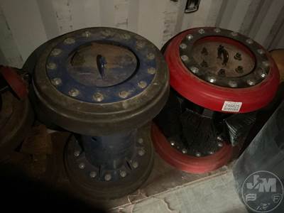 Â (2)PIPE Pigs 25" One With Brushes