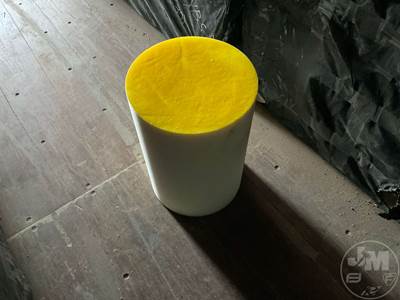 QTY (11) YBS 12" Foam Pigs