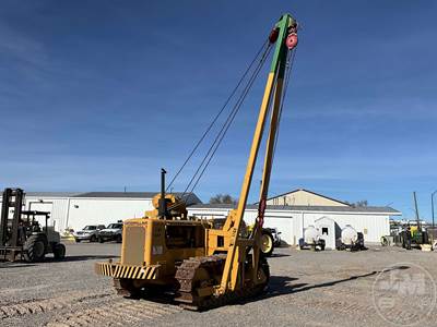 Caterpillar 561C Pipelayer