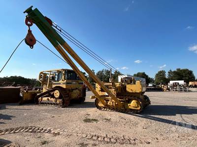 Caterpillar 561C Pipelayer
