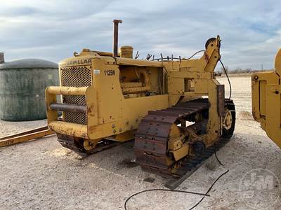 Caterpillar 561C Pipelayer