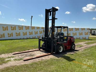 Clark C75L Pneumatic Tire Forklift